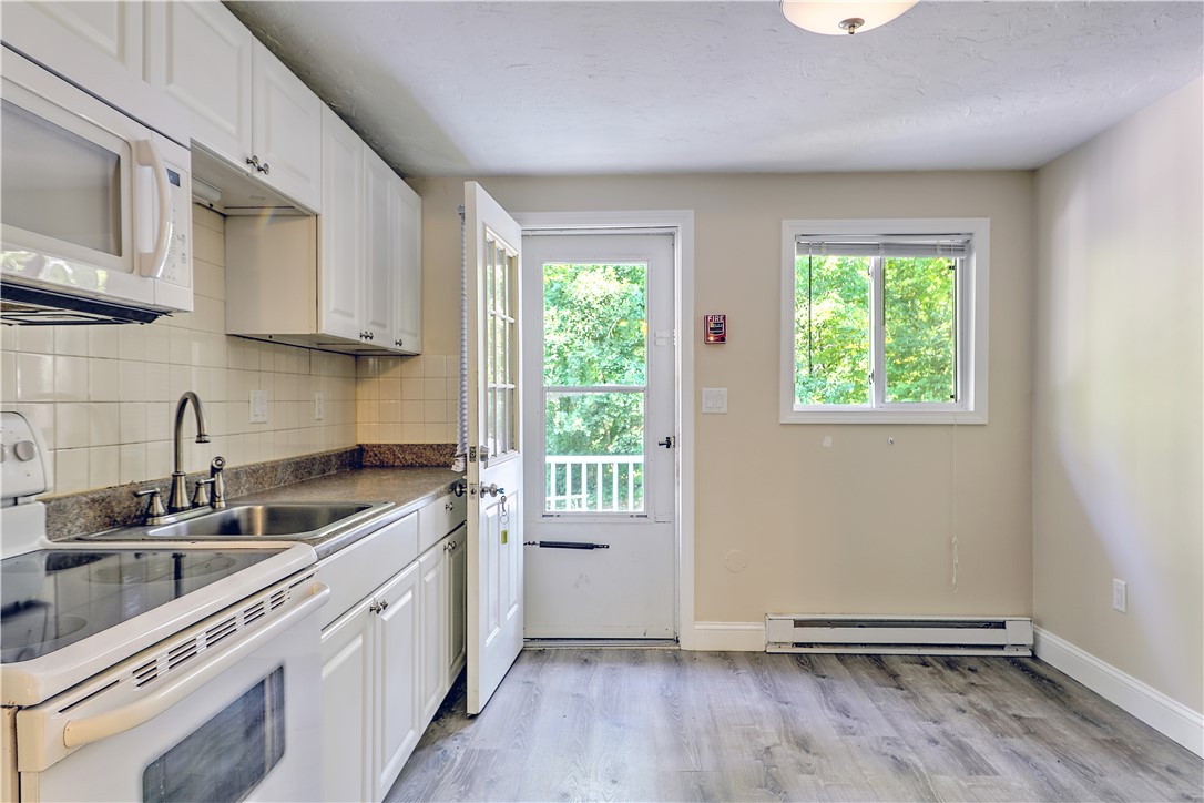 991 Main Street, Unit 2 Wareham, MA 02576 - Photo 9 of 26