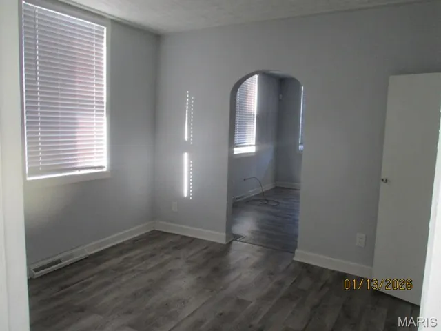 $140,000 | 20 South 17th Street, Belleville, IL 62226