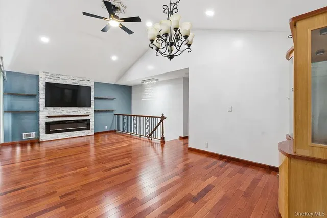 $1,250,000 | 160-09 86th Street | Rockwood Park