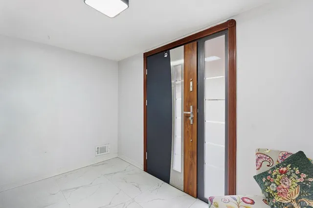 $1,250,000 | 160-09 86th Street | Rockwood Park