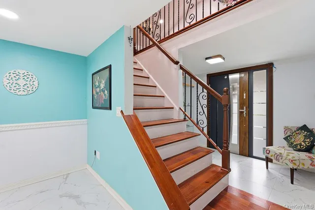 $1,250,000 | 160-09 86th Street | Rockwood Park