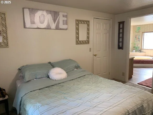 $240,000 | 1517 Northeast Newton Creek Road, Roseburg, OR 97470