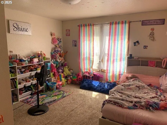 $240,000 | 1517 Northeast Newton Creek Road, Roseburg, OR 97470