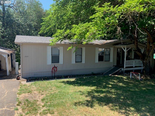 1517 Northeast Newton Creek Road Roseburg, OR 97470 - Photo 2 of 16