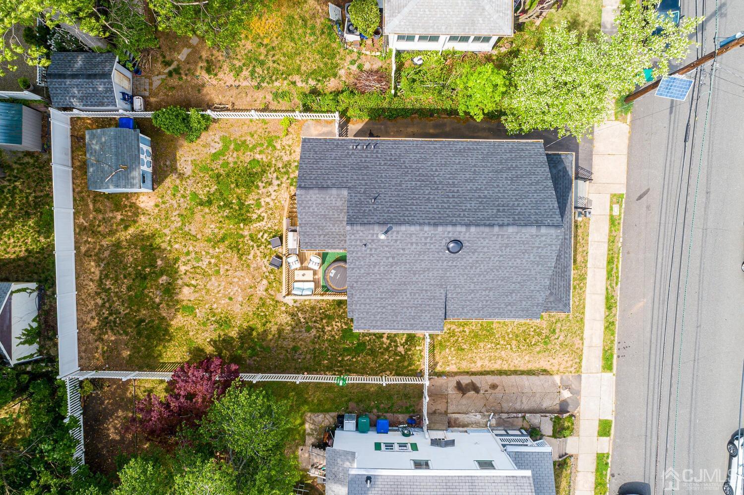 31 Carlton Street Edison, NJ 08837 - Photo 56 of 64 Aerial View of back
