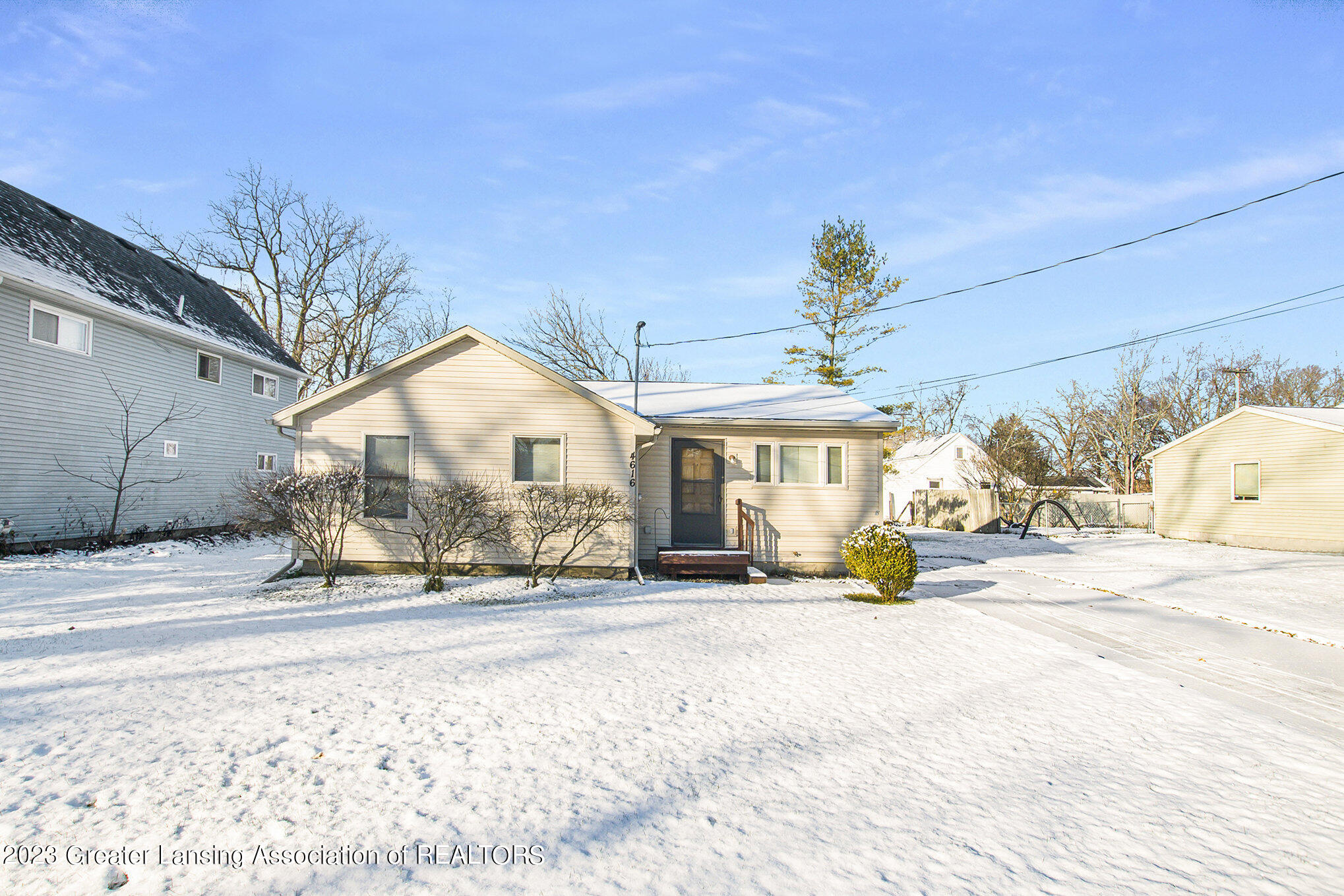 4616 Christiansen Road Lansing, MI 48910 - Photo 1 of 22 01_-_Front_Facing