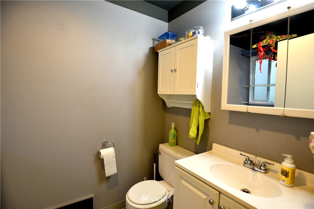 18910 Bothell Everett Highway, Unit I2 Bothell, WA 98012 - Photo 15 of 19 Gallery Image 15