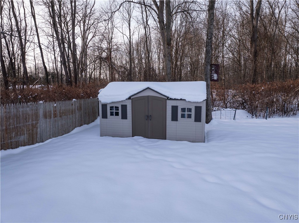 163 Forrest Street Deerfield, NY 13502 - Photo 10 of 42