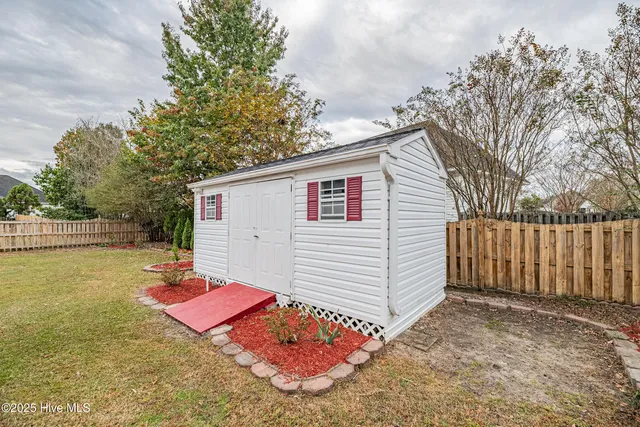 $327,000 | 334 Gayle Boulevard, Winterville, NC 28590