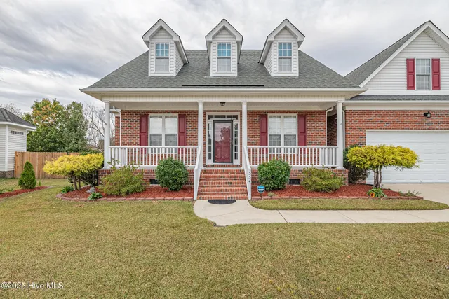 $327,000 | 334 Gayle Boulevard, Winterville, NC 28590
