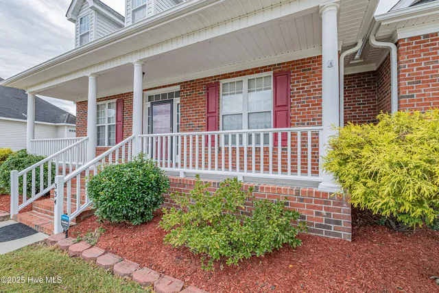 $327,000 | 334 Gayle Boulevard, Winterville, NC 28590