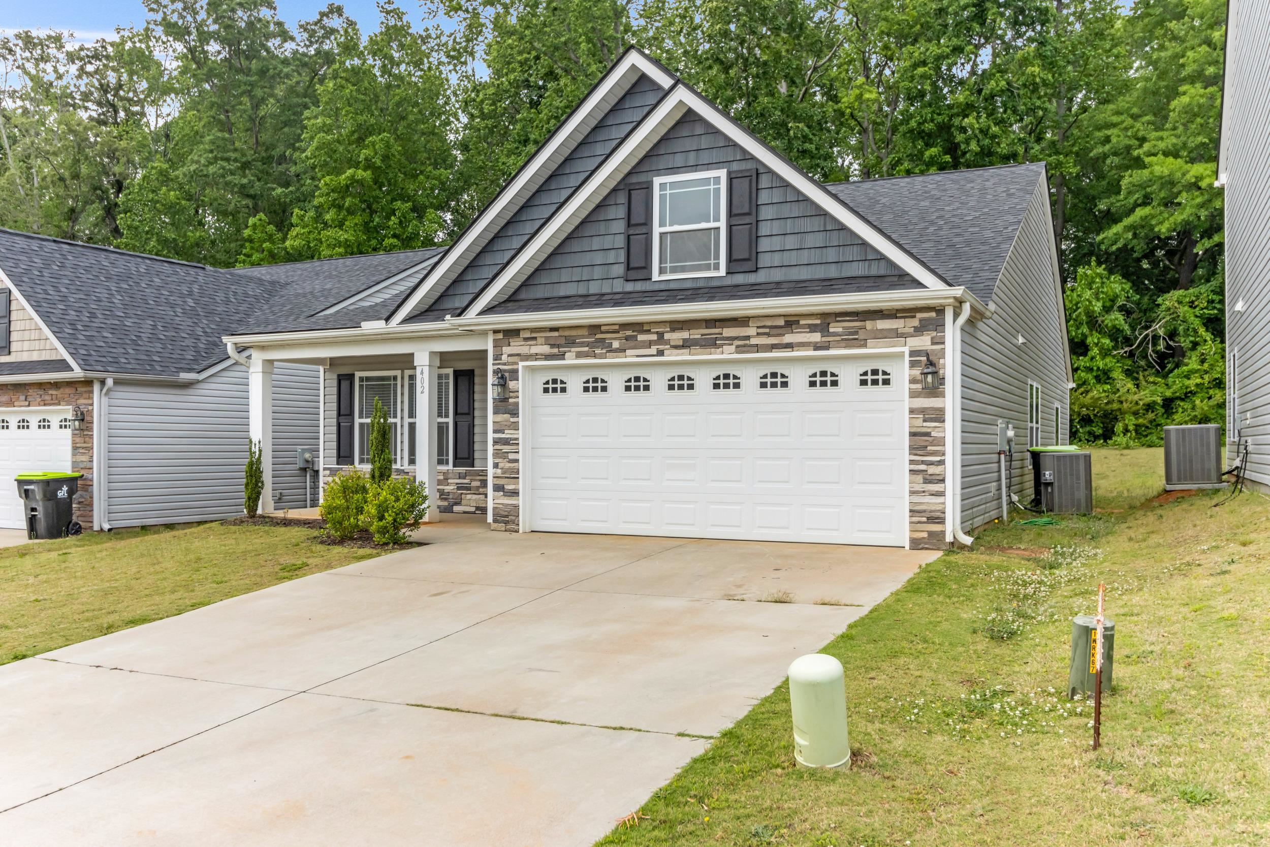 402 Bud Farmer Place Inman, SC 29349 - Photo 3 of 41