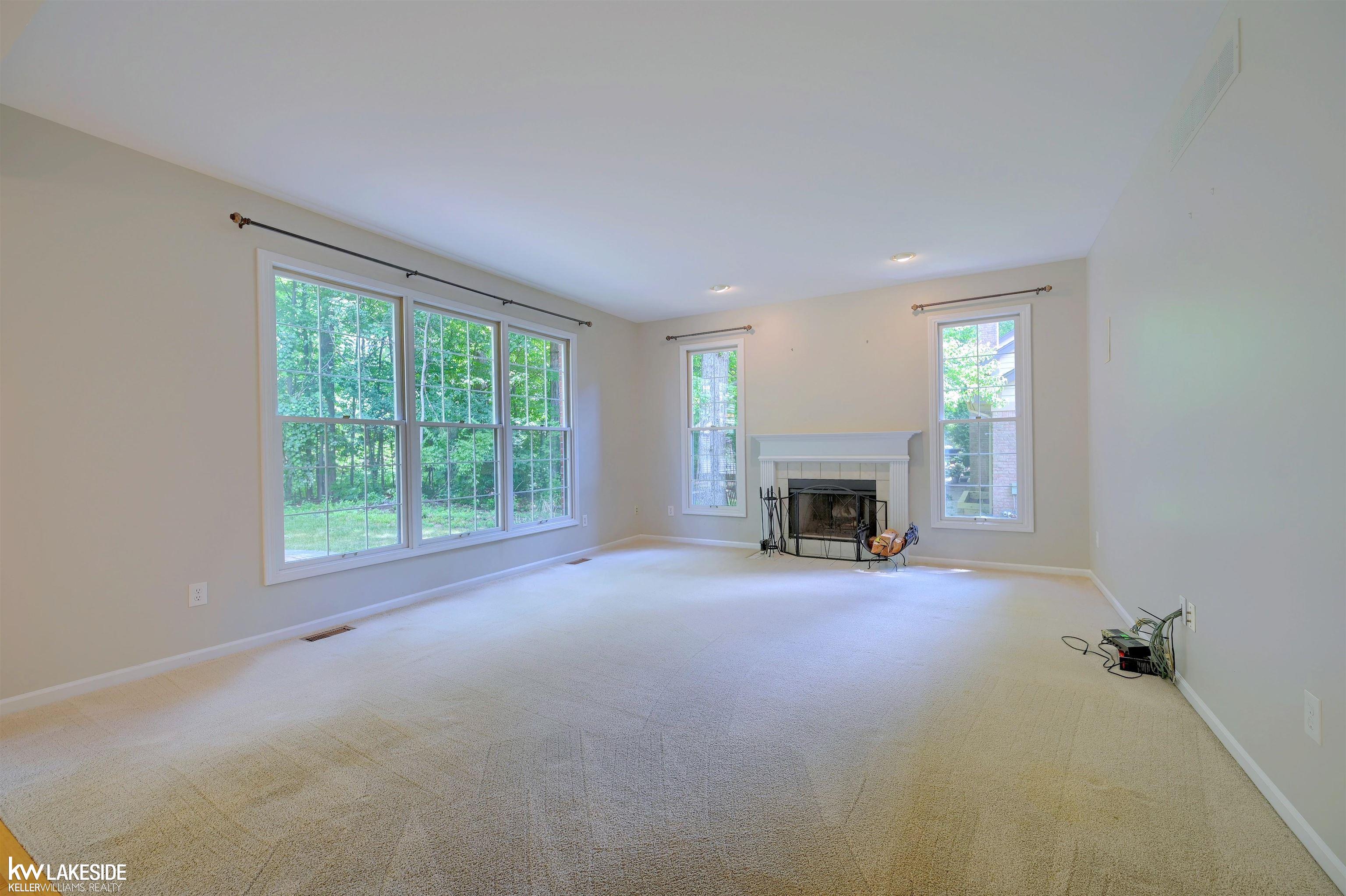 740 Lake Ridge Road Rochester Hills, MI 48307 - Photo 11 of 32