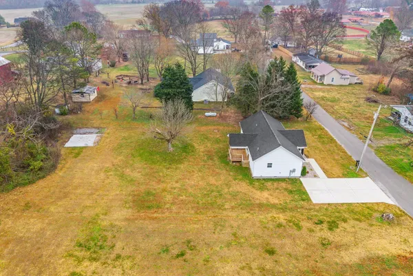 $2,250 | 205 Maple Street, Adams, TN 37010