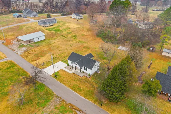 $2,250 | 205 Maple Street, Adams, TN 37010