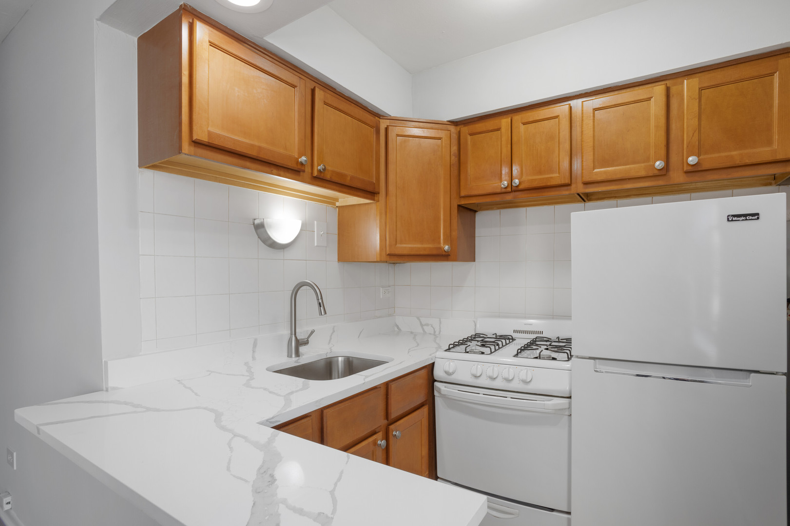 6758 North Sheridan Road, Unit 347 Chicago, IL 60626 - Photo 5 of 13