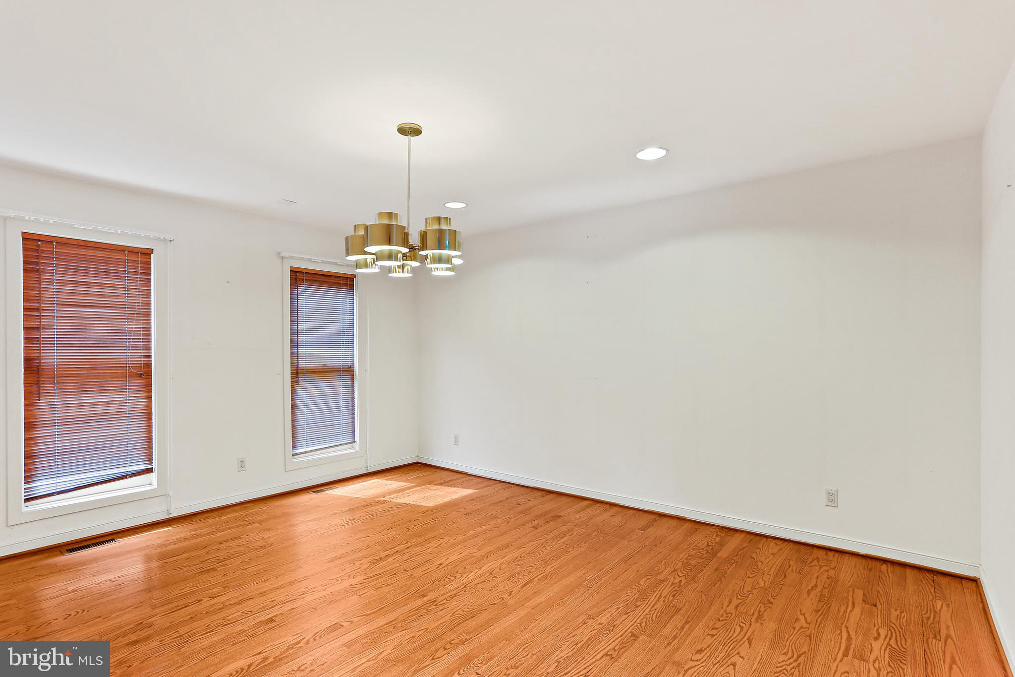 11885 Farside Road Ellicott City, MD 21042 - Photo 8 of 26 Dining Room