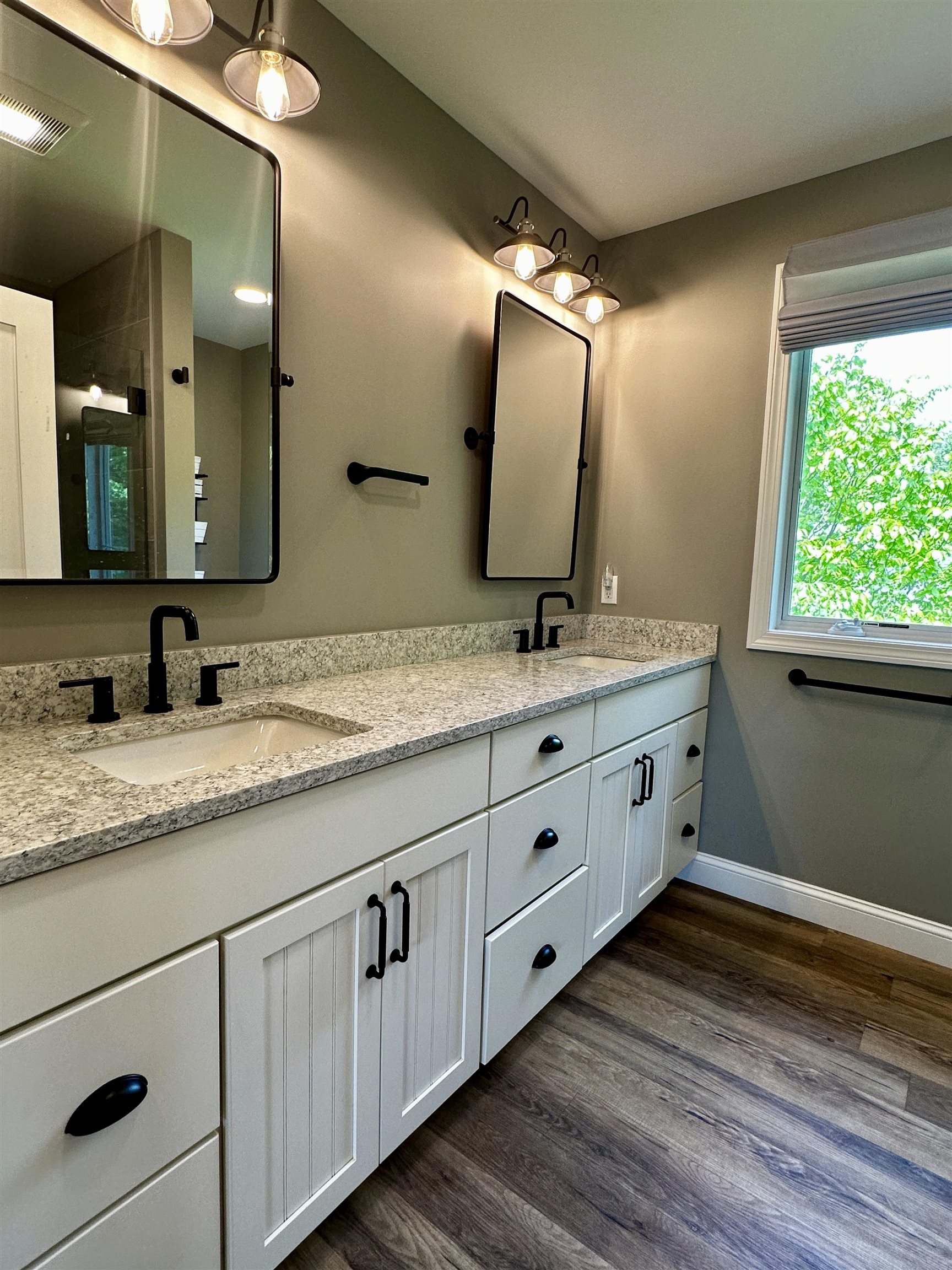 18 Cross Place Springfield, NH 03284 - Photo 3 of 37