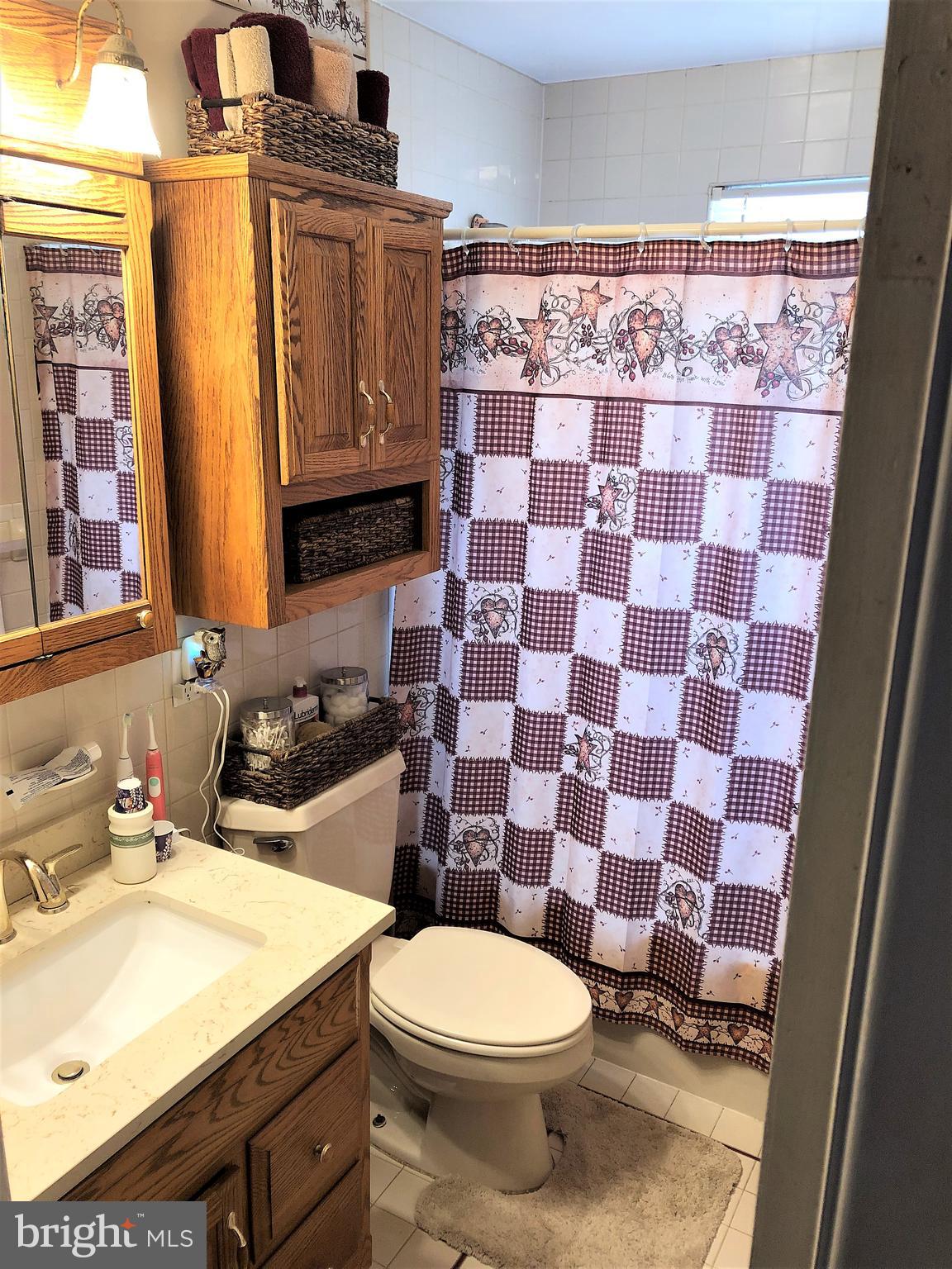 428 Madingley Road Linthicum Heights, MD 21090 - Photo 11 of 14 Full bath