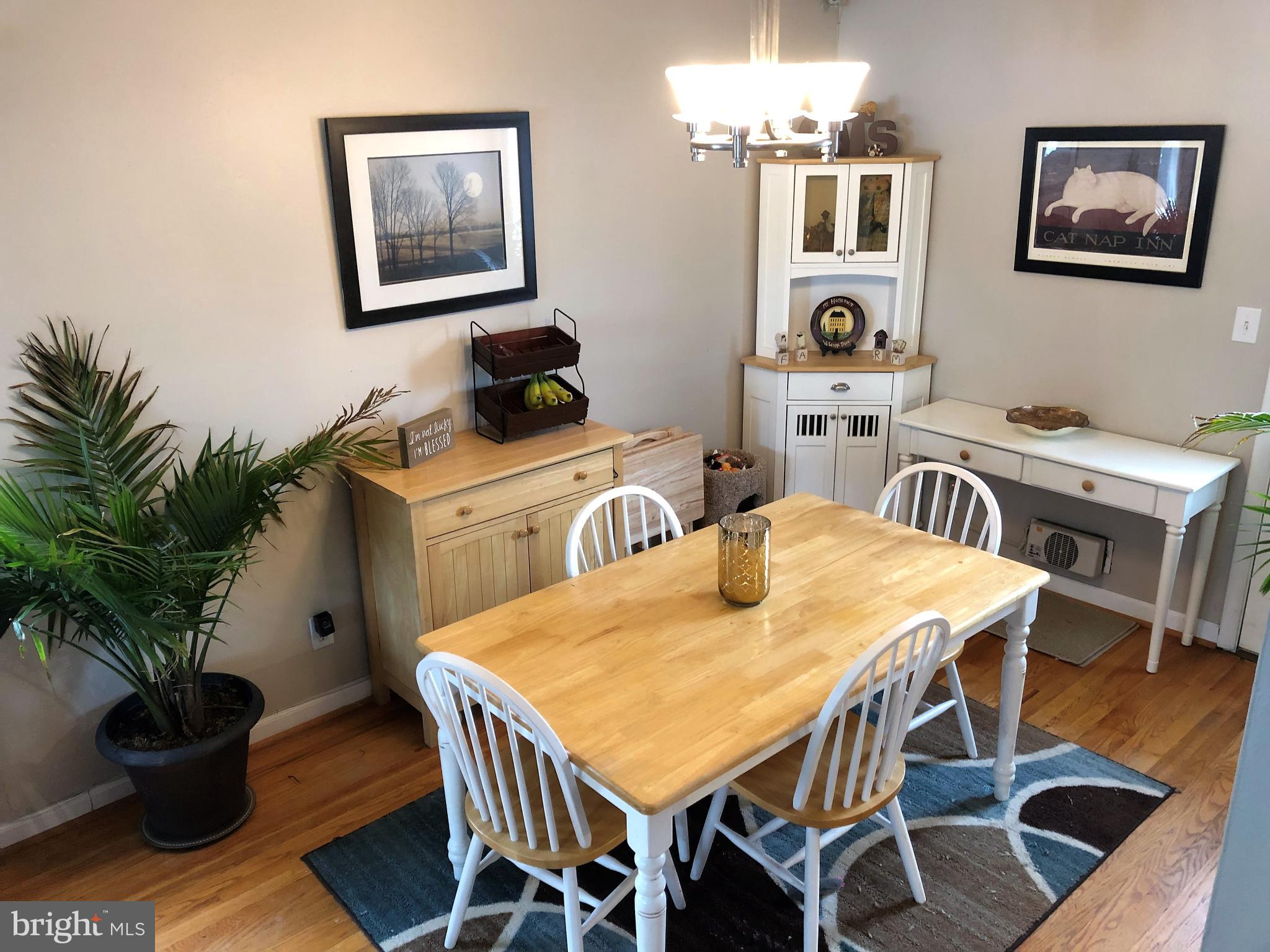 428 Madingley Road Linthicum Heights, MD 21090 - Photo 4 of 14 Full dining room