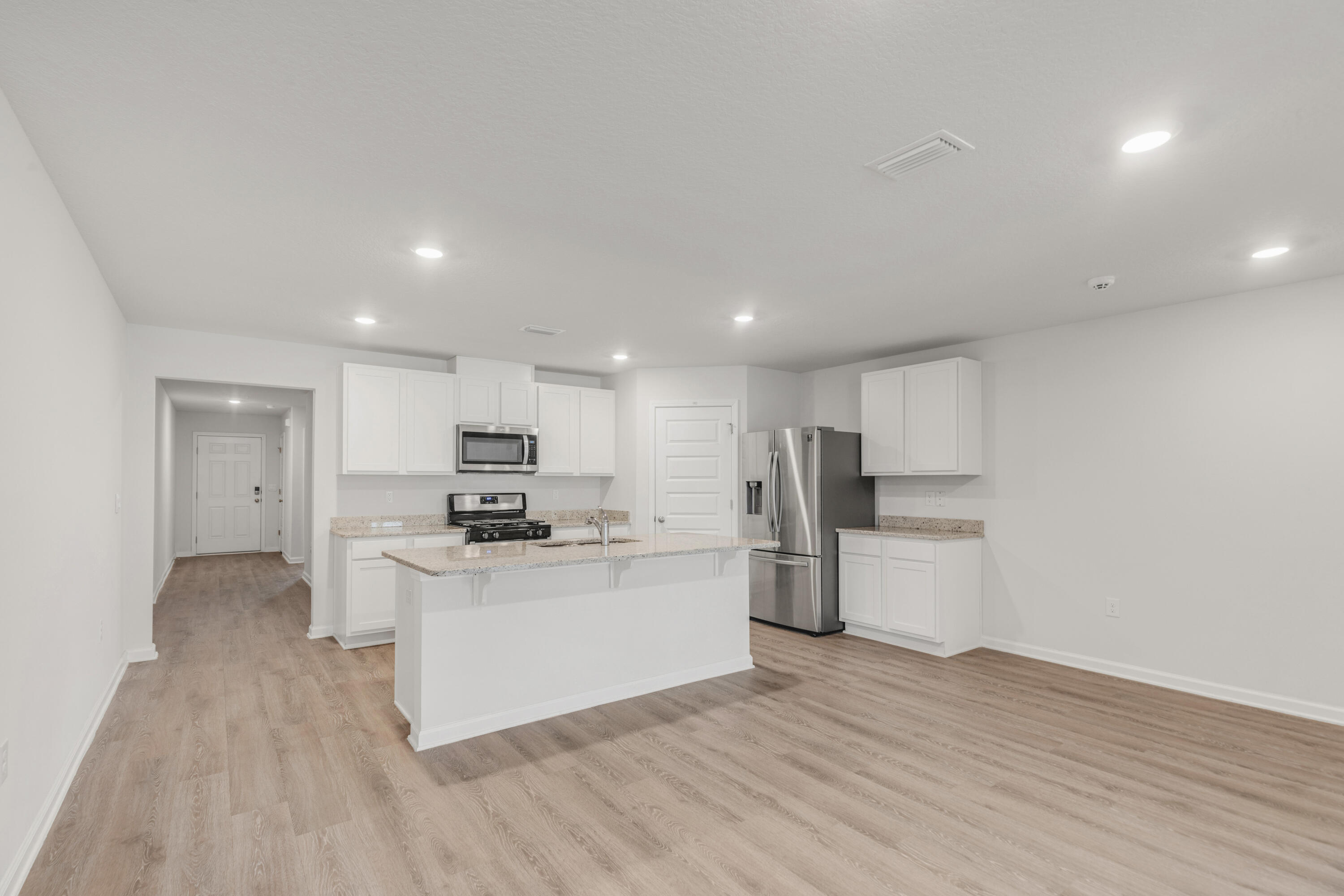 4628 Honor Guard Way Crestview, FL 32539 - Photo 13 of 45 147A3094