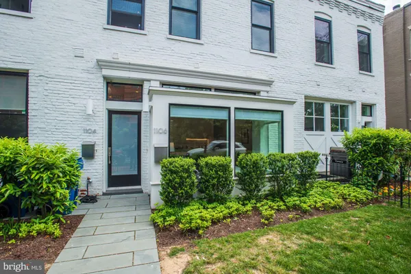 $798,000 | 1106 T Street Northwest, Washington, DC 20009