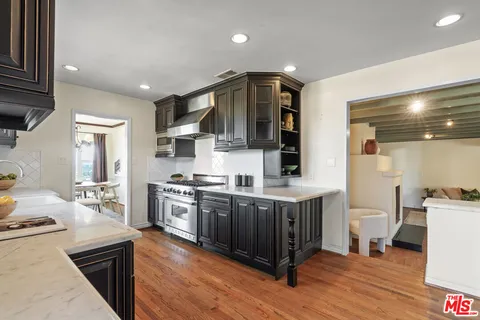 $1,795,000 | 14878 Round Valley Drive, Sherman Oaks, CA 91403