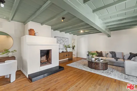 $1,795,000 | 14878 Round Valley Drive, Sherman Oaks, CA 91403