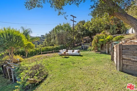 $1,795,000 | 14878 Round Valley Drive, Sherman Oaks, CA 91403