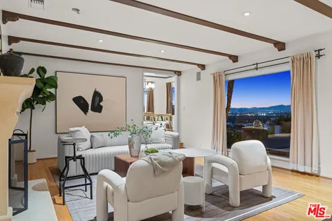 $1,795,000 | 14878 Round Valley Drive, Sherman Oaks, CA 91403