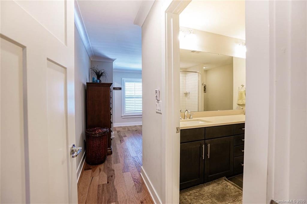 119 Grandin Road Charlotte, NC 28208 - Photo 22 of 35 Gallery Image 22