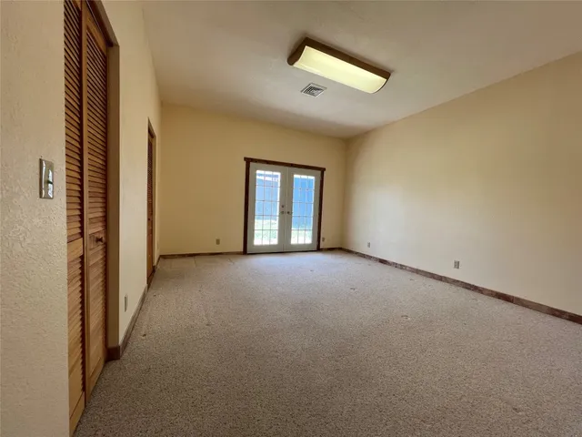 $3,500 | 333 County Road 497, Taylor, TX 76574