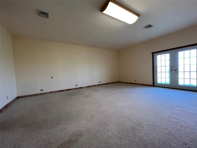 $3,500 | 333 County Road 497, Taylor, TX 76574