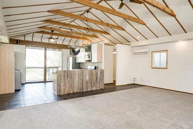 $2,100 | 2713 Sweeney Lane, Austin, TX 78723