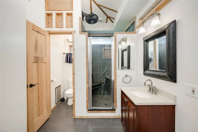 $2,100 | 2713 Sweeney Lane, Austin, TX 78723