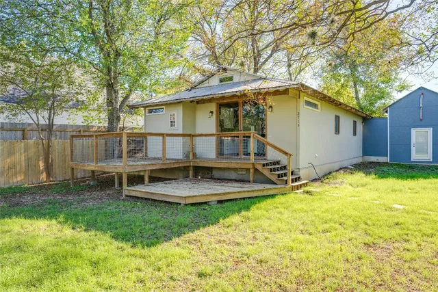 $2,100 | 2713 Sweeney Lane, Austin, TX 78723