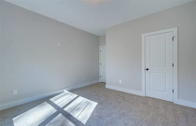 $724,900 | 517 Sun Pointe Court, West Union, SC 29696