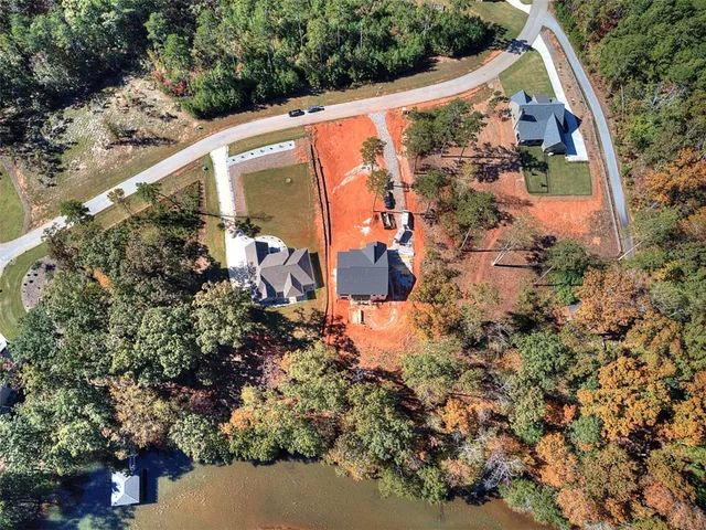 $724,900 | 517 Sun Pointe Court, West Union, SC 29696