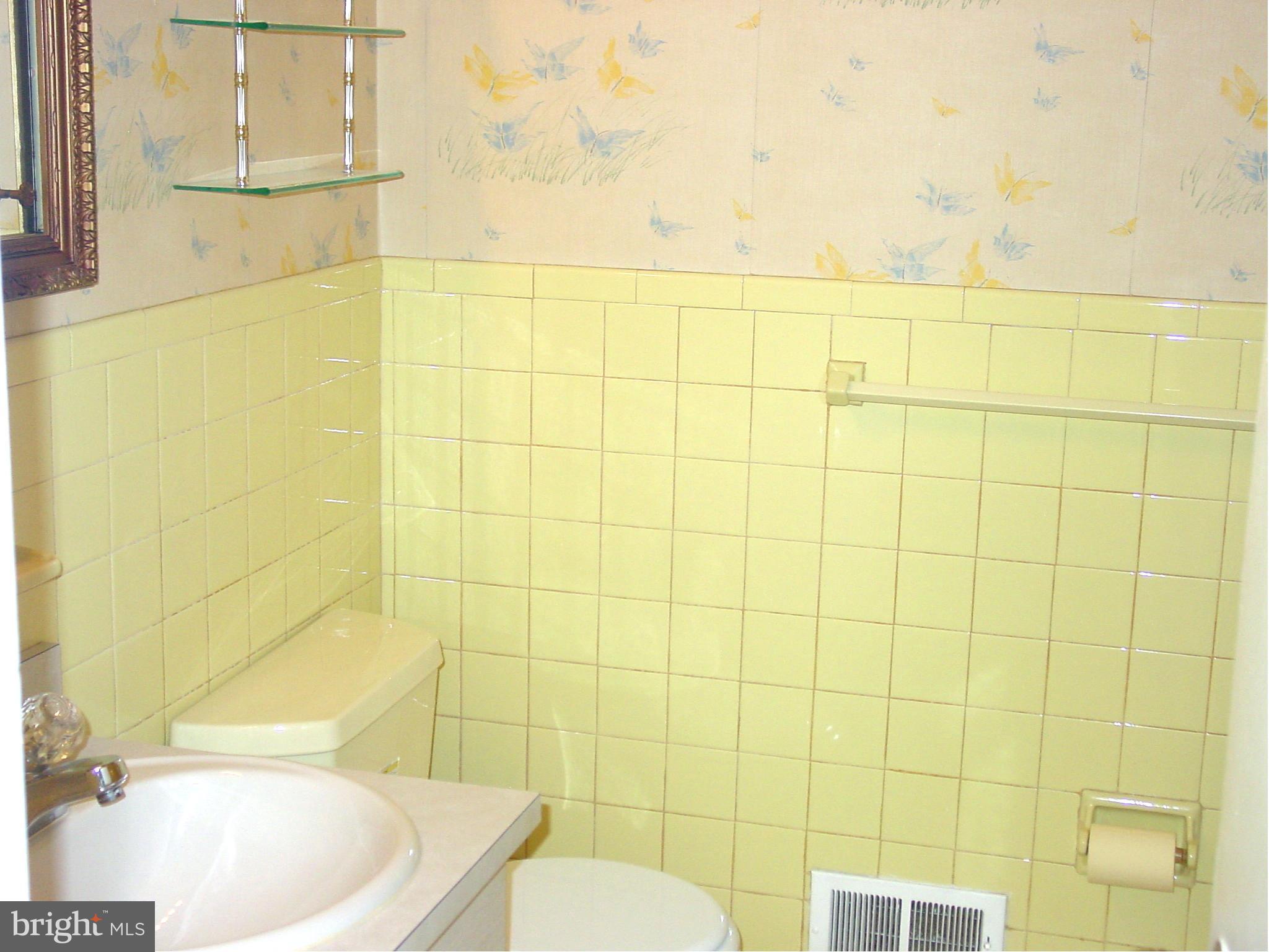 7510 Shelowood Road Baltimore, MD 21208 - Photo 19 of 28 Bath