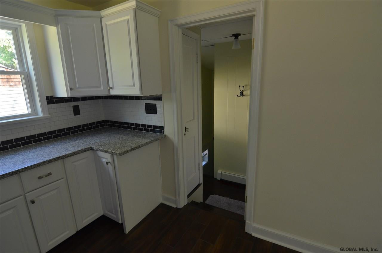 83 Krumkill Road Albany, NY 12208 - Photo 5 of 32 Photo 5