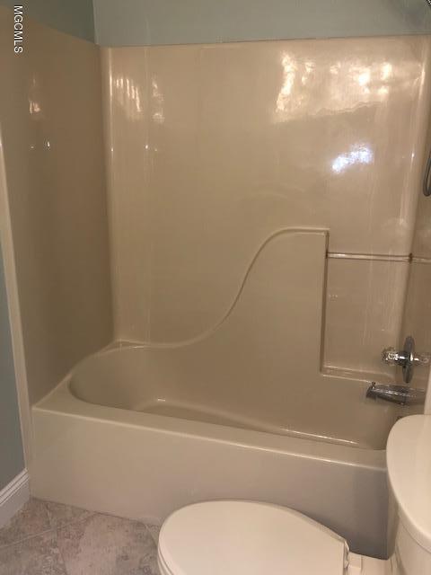 13416 Masterson Road Pass Christian, MS 39571 - Photo 14 of 31 Bathroom #2