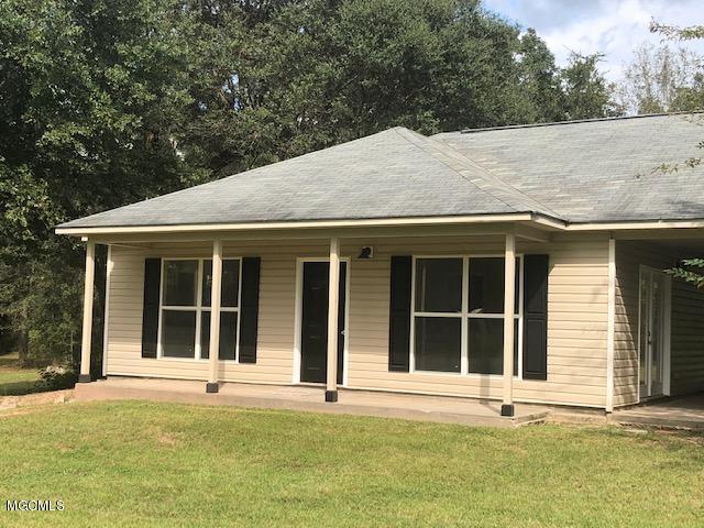 13416 Masterson Road Pass Christian, MS 39571 - Photo 20 of 31 Guest Cottage