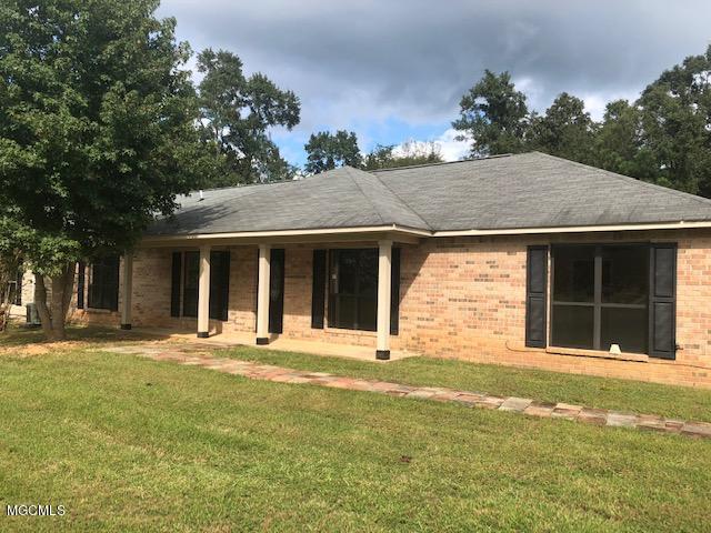 13416 Masterson Road Pass Christian, MS 39571 - Photo 2 of 31 Main House