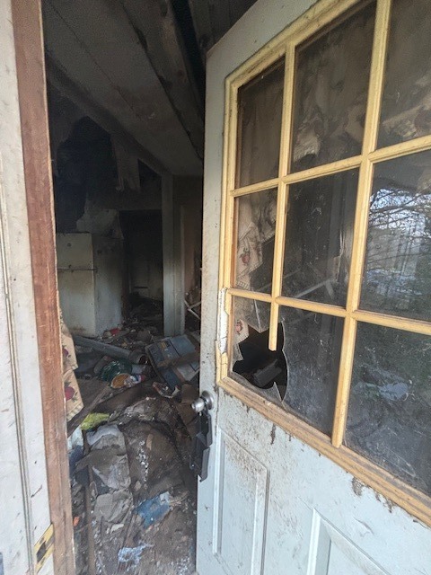 4872 Old North Road Christopher, IL 62822 - Photo 8 of 16 a view of front door
