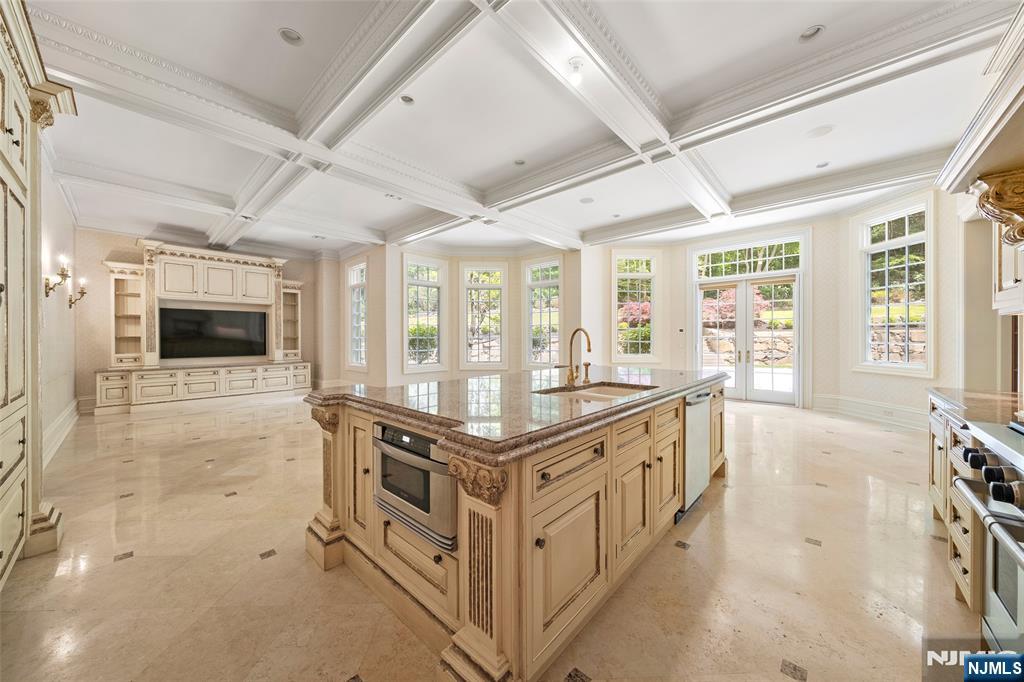 11 Margo Way Alpine, NJ 07620 - Photo 13 of 48
