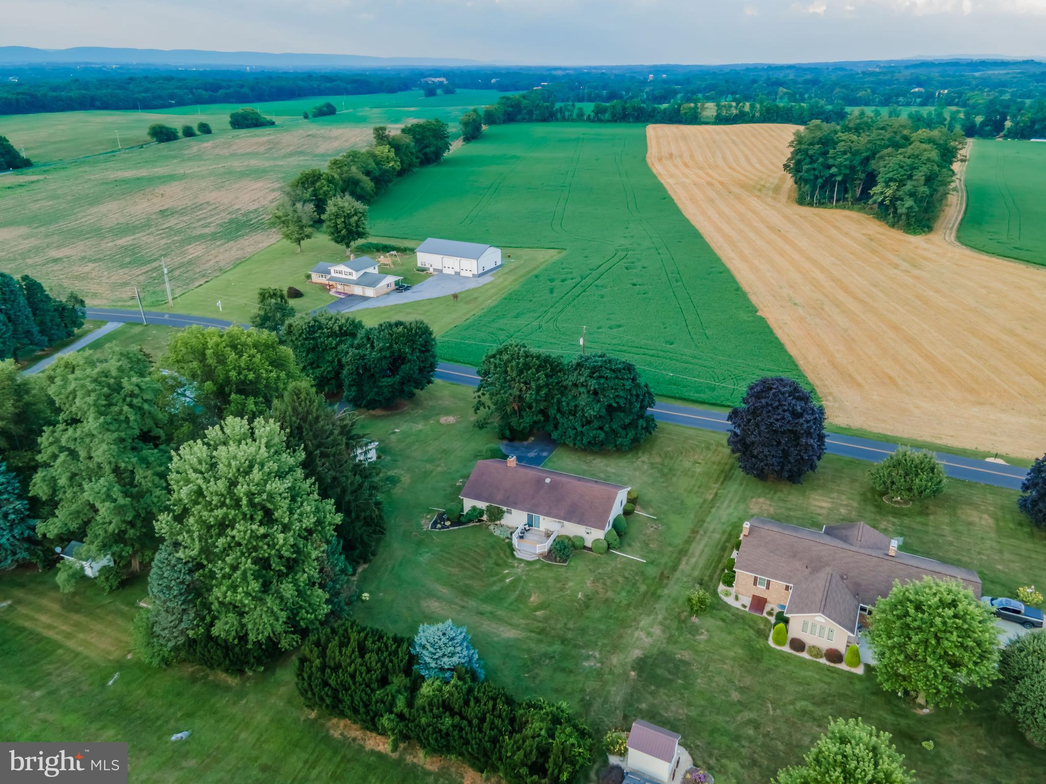 447 Adams Road Carlisle, PA 17015 - Photo 3 of 44 Gallery Image 3