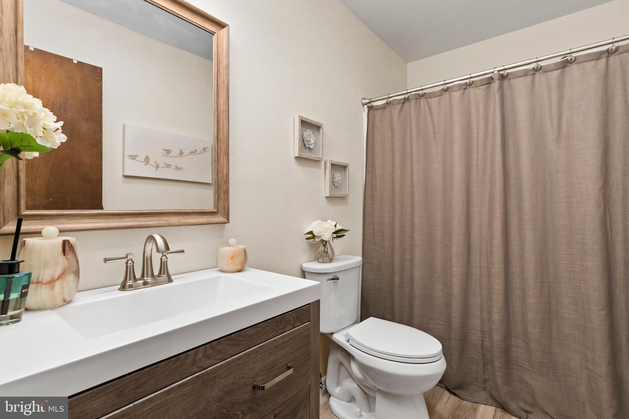 447 Adams Road Carlisle, PA 17015 - Photo 35 of 44 Hall Bathroom