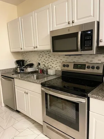 $2,875 | 21 Beacon Street, Unit 3E, Boston, MA 02108