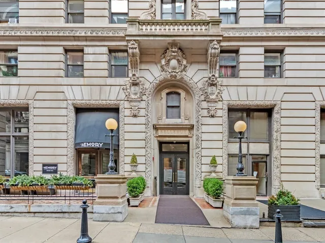 $2,875 | 21 Beacon Street, Unit 3E, Boston, MA 02108