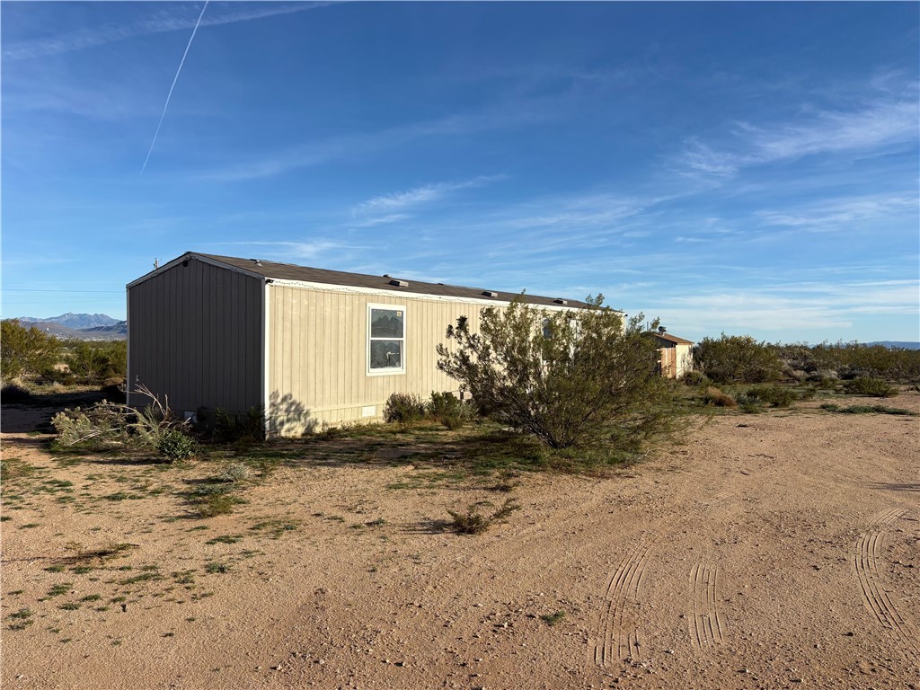 4938 Mormon Flat Road Golden Valley, AZ 86413 - Photo 2 of 23 View of outdoor structure